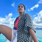 Vishnupriyaa bhimeneni Instagram - Major major missing 💙💙💙🌴🏝🏝🏜🏖🌈⛱️🌤🌤🌤🌞🌞🌞🌠🌊🌊 #VISHNUPRIYABHIMENENI #Takemeback #vacation #Ocean #swim #outdoors #rejuvenation #inthenature #withthenature #Motherearth #Islanddiaries Krabi, Thailand