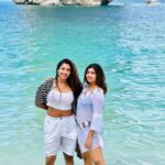 Vishnupriyaa bhimeneni Instagram - HOLIDAY 📸 Dump 💙💙💙💙🎆🎆🎆🧿🧿🥰🥰🙏🦋🦋🦋 #VISHNUPRIYABHIMENENI #rithuchowdary #girlsonavacation #oceanlove #island #krabi #Thailand #bestholiday #grateful #Energised Krabi, Thailand