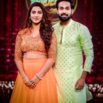 Vishnupriyaa bhimeneni Instagram - I was elated to attend the “Ladies and Gentlemen” show on @zeetelugu along with @vishnupriyabhimeneni , It was an amazing experience to meet numerous warm people who made me feel at home. @pradeep_machiraju @anchorravi_offl @i.ali.reza PC @paulino_pictures Outfit @myperfectfitformen #ladiesandgentlemen #zeetelugu #MaanasNagulapalli #ActorMaanas #maanas #TV show #tollywood #TeluguActor #style #acting #funshow #zarizaripanchekatti #vishnupriya #vishnupriyabhimeneni #BiggBossTelugu5 #BiggBossTelugu #zeetelugupromo #song Padmalaya Studio