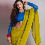 Vishnupriyaa bhimeneni Instagram - Embracing August ♌️💙💙💙💚💚💚 Styling: @greeshma_krishna.k Saree : @swarna_reddys Earrings :@pretty.jewelbox 📷 :@manoj_gangula Makeup:@makeupbysapna_k #vishnupriyabhimeneni #augustmemories☀️✨💞 #rockyaurranikipremkahani #grow💚 #grateful