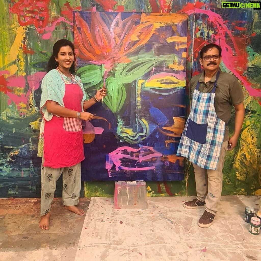 Vishnupriyaa bhimeneni Instagram - Thankyou for this @manohar_chiluveru Artkriya... Grateful colour filled Saturday 😍😍💖💖💖💖 4-06-22 ❤️💙💖 #vishnupriyabhimeneni #loveforthecolour💙 #Art #create #letgo #liveinthemoment #makemoments #Sarvejanasukinobhavantu