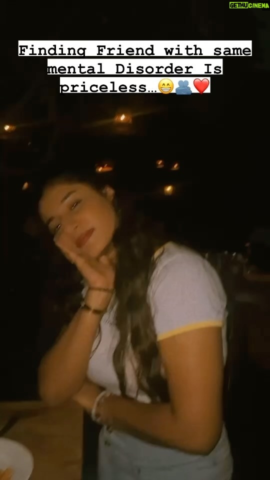 Vishnupriyaa bhimeneni Instagram - 🫂🥰
