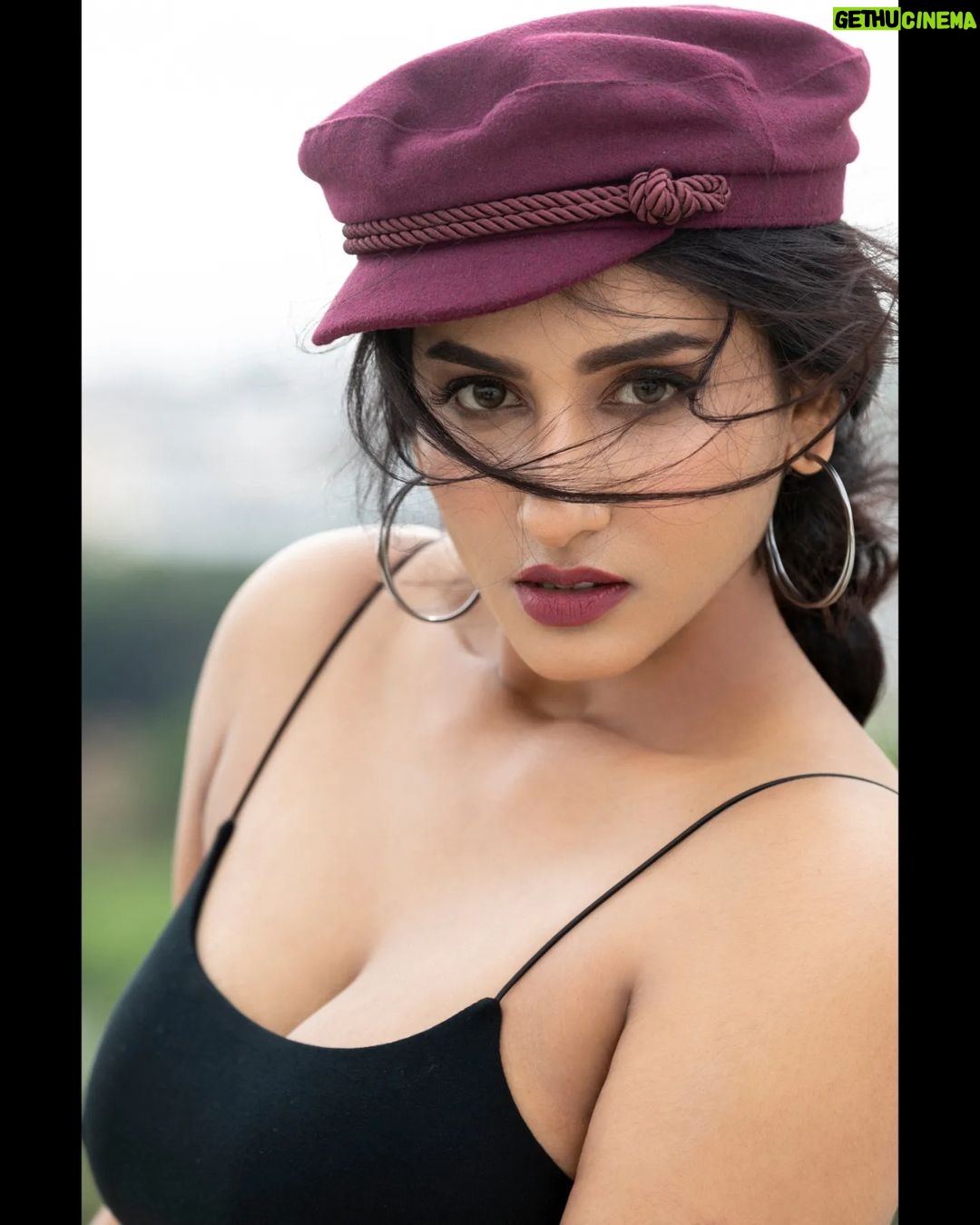 Vishnupriyaa bhimeneni Instagram - You are my fav hello & my hardest goodbye.. 💗 Styling : @greeshma_krishna.k H&M : @makeupbysapnak 📸 : @shareefnandyala #vishnupriyabhimeneni #loveandlight #sundayyyyingggg #magical #Wonderful #1millionfollowers #Excited #purelove❤️