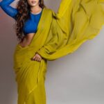 Vishnupriyaa bhimeneni Instagram - 🌼🌼🌼🌼🌼🌼🌼 Styling: @greeshma_krishna.k Saree : @swarna_reddys Earrings: @pretty.jewelbox Shot n edited : @sushmaa_gupta Makeup : @makeupbysapna_k #vishnupriyabhimeneni #sammohanuda #reelsinstagram #trending #living #grateful #love