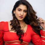Vishnupriyaa bhimeneni Instagram - ❤️❤️❤️❤️❤️❤️❤️ Tonight for suma Adda ... 👗 @thefrillsandbows 📷 @joy.photographyy #vishnupriyabhimeneni #etvtelugu #sumaadda #instagood #love #joy #greatlaughs