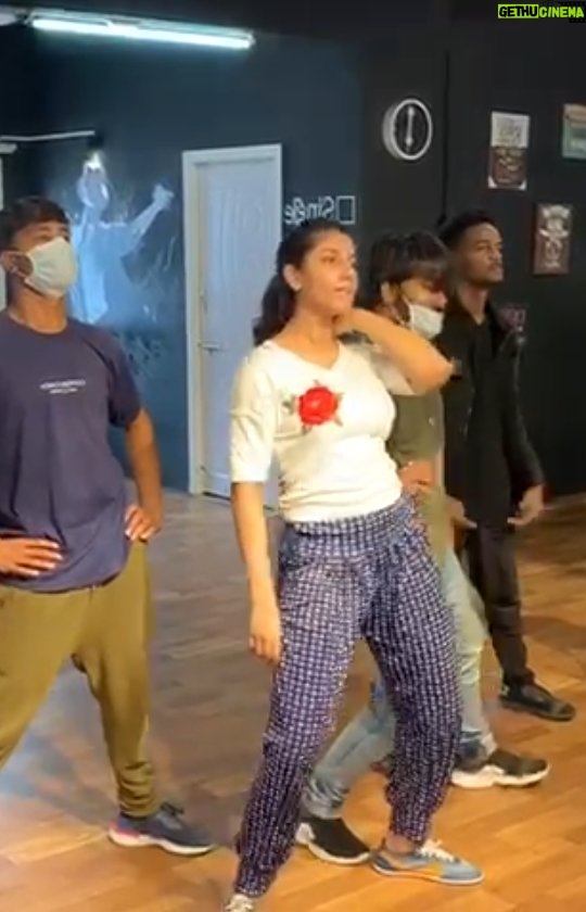 Vishnupriyaa bhimeneni Instagram - ๐งก๐โค๏ธ๐