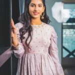 Vishnupriyaa bhimeneni Instagram - Counting blessings 💛💛💛💚💚 Thankyou for loving Mahi... Maheshwari #TheBakerAndTheBeauty Heartfelt gratitude to every one who blessed me 💚💚😘😘😘 I love you ❤️❤️❤️❤️ Styling : @greeshma_krishna.k 📸 : @whoisindrasena Label : @rvdesignerstudiobyrupa #TheBakerAndTheBeauty #promotions #annapurnastudios #aha #tinashiparaj #santoshshobhan #venkat #blessedandgrateful
