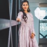 Vishnupriyaa bhimeneni Instagram - Counting blessings 💛💛💛💚💚 Thankyou for loving Mahi... Maheshwari #TheBakerAndTheBeauty Heartfelt gratitude to every one who blessed me 💚💚😘😘😘 I love you ❤️❤️❤️❤️ Styling : @greeshma_krishna.k 📸 : @whoisindrasena Label : @rvdesignerstudiobyrupa #TheBakerAndTheBeauty #promotions #annapurnastudios #aha #tinashiparaj #santoshshobhan #venkat #blessedandgrateful
