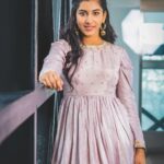 Vishnupriyaa bhimeneni Instagram - Counting blessings 💛💛💛💚💚 Thankyou for loving Mahi... Maheshwari #TheBakerAndTheBeauty Heartfelt gratitude to every one who blessed me 💚💚😘😘😘 I love you ❤️❤️❤️❤️ Styling : @greeshma_krishna.k 📸 : @whoisindrasena Label : @rvdesignerstudiobyrupa #TheBakerAndTheBeauty #promotions #annapurnastudios #aha #tinashiparaj #santoshshobhan #venkat #blessedandgrateful