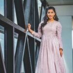 Vishnupriyaa bhimeneni Instagram - Counting blessings 💛💛💛💚💚 Thankyou for loving Mahi... Maheshwari #TheBakerAndTheBeauty Heartfelt gratitude to every one who blessed me 💚💚😘😘😘 I love you ❤️❤️❤️❤️ Styling : @greeshma_krishna.k 📸 : @whoisindrasena Label : @rvdesignerstudiobyrupa #TheBakerAndTheBeauty #promotions #annapurnastudios #aha #tinashiparaj #santoshshobhan #venkat #blessedandgrateful