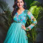 Vishnupriyaa bhimeneni Instagram - All I have is heart full of love ❤️❤️❤️❤️❤️ Styling : @greeshma_krishna.k Label : @nikitamtiwari 📸 :@whoisindrasena #thebaker&thebeautypromorions #annapurnastudios #aha #loveforlife#lovenhappinesstoall💜