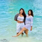 Vishnupriyaa bhimeneni Instagram - HOLIDAY 📸 Dump 💙💙💙💙🎆🎆🎆🧿🧿🥰🥰🙏🦋🦋🦋 #VISHNUPRIYABHIMENENI #rithuchowdary #girlsonavacation #oceanlove #island #krabi #Thailand #bestholiday #grateful #Energised Krabi, Thailand