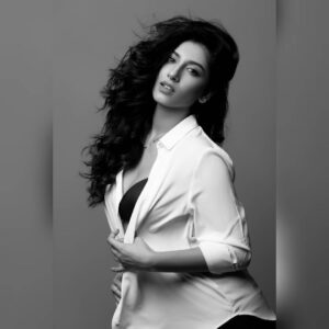 Vishnupriyaa bhimeneni Instagram - 🐼....

📸 : @shareefnandyala
M&H : @pranathibandi
Styling :@devaras92