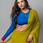 Vishnupriyaa bhimeneni Instagram - Embracing August ♌️💙💙💙💚💚💚 Styling: @greeshma_krishna.k Saree : @swarna_reddys Earrings :@pretty.jewelbox 📷 :@manoj_gangula Makeup:@makeupbysapna_k #vishnupriyabhimeneni #augustmemories☀️✨💞 #rockyaurranikipremkahani #grow💚 #grateful