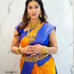 Vishnupriyaa bhimeneni Instagram - Gold wearing gold 😝🥰❤️‍🔥❤️‍🔥❤️‍🔥🧡🧡 Saree :@maramsclothing_official Jwellery: @emmadi_silver_jewellery Styling:@priyareddy_baddigam 📷:@studios19_lsp #vishnupriyaabhimeneni #trending1 #instagood #etv #jwellerycollection #fashion #tollywood #thursday #love