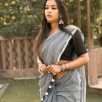 Vishnupriya sainath pathade patil Instagram - Does the saree suit me? #vishaarmy