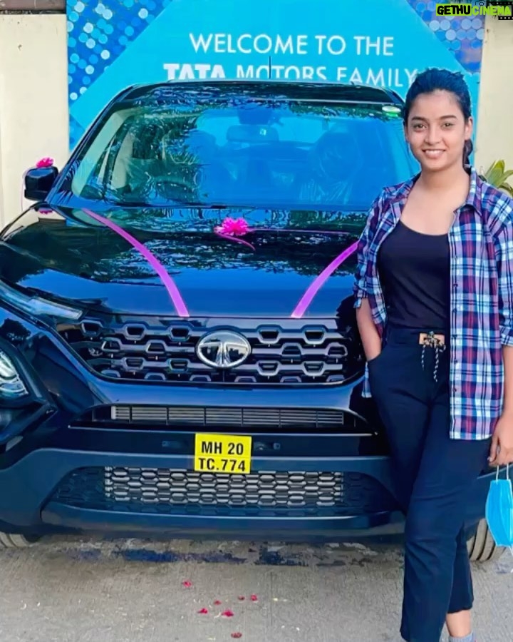 Vishnupriya sainath pathade patil Instagram - New ❣️ Congratulations ❣️ Tata harrier ❣️