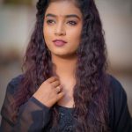 Vishnupriya sainath pathade patil Instagram - क़ातिल है तेरी हर अदा हर दिल है तुझ पर फ़िदा Don’t mind 😂 📸:- @gopal_panchal5555 Makeover: - @namrata_suryvanshi