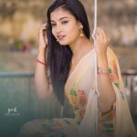 Vishnupriya sainath pathade patil Instagram - Saree the perfect wear in which women flaunt her curves beautifully. 📸 :- @manishbemble Edit :- @_p_r_d_official_ Makeover:- @namrata_suryvanshi