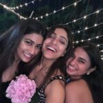 Vithika Sheru Instagram - Allowing Myself To Shine ✨