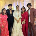 Vithika Sheru Instagram - Such A Beautiful Evening With Beautiful People Around ❤️ Slaying in - @varunchakkilam
