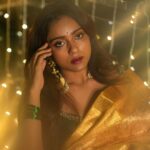 Vithika Sheru Instagram - Heal, Learn, Grow, Love . . . PC - @pixelaffinityphotography Earrings - @pretty.jewelbox Saree - @naira_silks