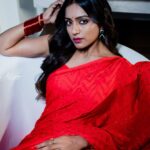 Vithika Sheru Instagram – All I Want To Do Is Hold Myself Together ❤️

PC – @teamartviewworks 
Earrings – @alluringaccessories.a2