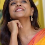 Vithika Sheru Instagram – Hey Besties,
So You All Know Whenever I Come Across Anything Exciting, Amazing, Anything Useful I Share With You.
So Here’s Something Really Exciting & Trust Me You Won’t Believe That They Are So Beautiful Yet Very Cost Friendly.
Meesho Blew My Mind To Know Why You Got To Watch This..

Link In Bio