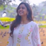 Vithika Sheru Instagram - Free as a bird ❤️
