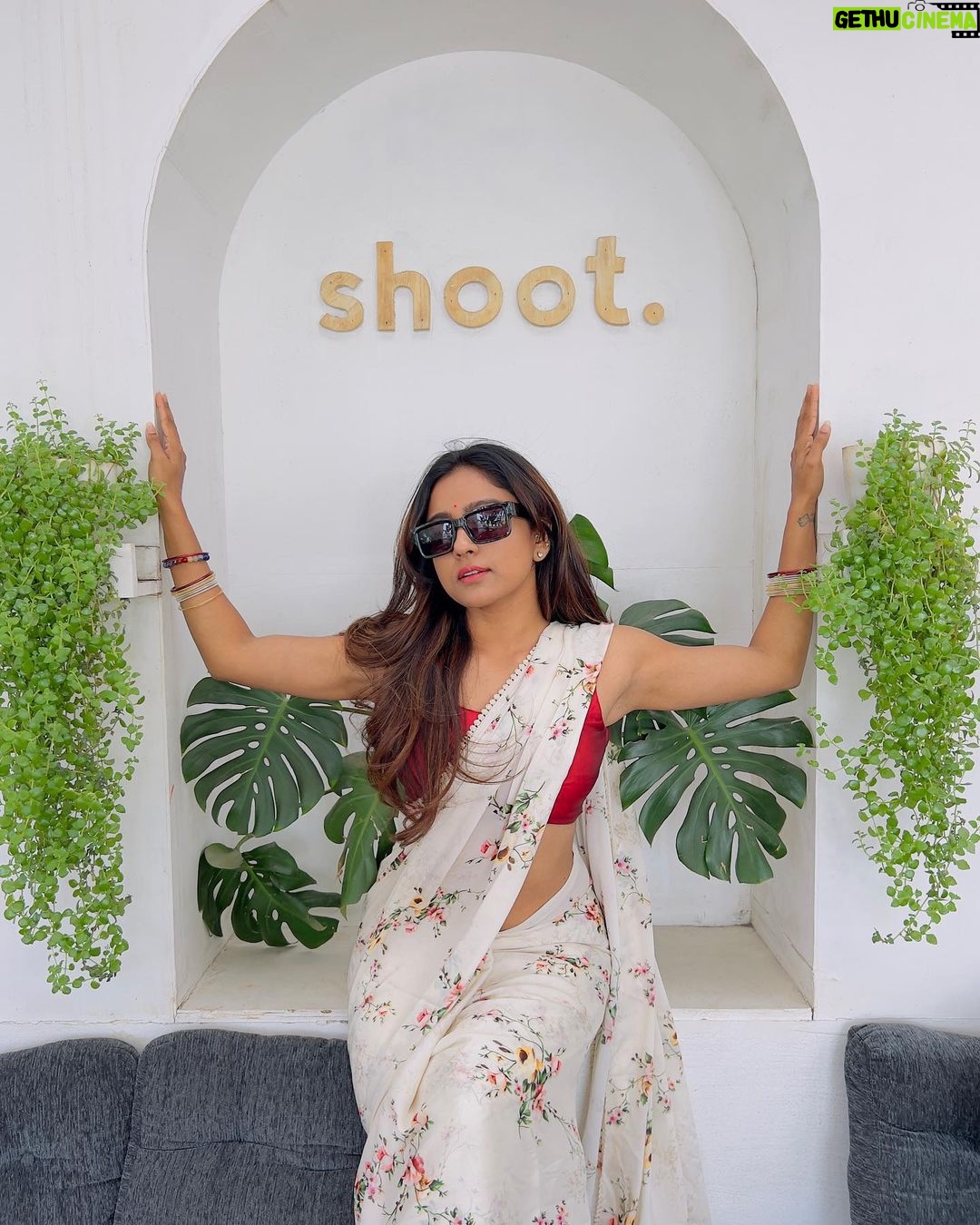 Vithika Sheru Instagram - Hello ππ½π«Άπ½