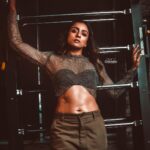 Vithika Sheru Instagram – You Being Uncomfortable, Is A Sign Of Your Transformation ❤️
Pc- @crafty_chandu 
M&H – @nicenailsbabyhyderabad Hyderabad High-tech City