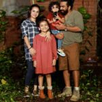 Vriddhi Vishal Instagram - Happy sunday all ❤️❤️❤️ 📸 @abinprasad_cherthala #family #vriddhivishal #familypic #familytime #childart #cinema #influencer #childinfluencer #❤️ #reelsshooting