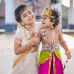 Vriddhi Vishal Instagram - Happy vishu ❤️❤️climax kanan marakkalle 😍😄😍 🎥 @ameensabil Tanq @rahulraku #vishu #krishnavideo #kittu #love #vriddhivishal #happyvishu #brotherlove