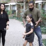 Vriddhi Vishal Instagram - Behind the scenes ❤️❤️tnq for 18 million views❤️❤️❤️ 🎥 @jithinbabu_jb Location @morickapresort #trending #trendingreels #instagood #instagram #love #dancereels #viral #childartist #vriddhivishal #tamil #song #❤️ Morickap Resort
