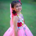 Vriddhi Vishal Instagram - ❤️❤️❤️ 📸 @abinprasad_cherthala Location @kondai_lip_resort Outfit @sowmyz_couture #fashion #kids #picoftheday #outfits #beutifuldress #gowns #instagood #vriddhi #childartist #kerala Kondai Lip Backwater Heritage Resort Alappuzha