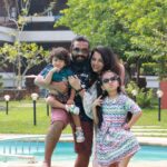 Vriddhi Vishal Instagram - Family ❤️ 📸 @abinprasad_cherthala Location @anandacherai #familytime #family #lovequotes #childartist #cinema #instagram #influencer #childinfluencer #kerala #kochigram #newpost #❤️ #😍 #🥰🥰🥰🥰🥰🤲🙌🙌🙌🙌🙌❤️❤️🥰❤️❤️❤️❤️❤️❤️❤️❤️❤️❤️❤️🥰🥰🥰🥰🥰🥰🥰🥰🥰🥰🥰🥰🥰💙🥰