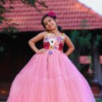 Vriddhi Vishal Instagram - ❤️❤️❤️ 📸 @abinprasad_cherthala Location @kondai_lip_resort Outfit @sowmyz_couture #fashion #kids #picoftheday #outfits #beutifuldress #gowns #instagood #vriddhi #childartist #kerala Kondai Lip Backwater Heritage Resort Alappuzha