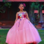 Vriddhi Vishal Instagram - ❤️❤️❤️ 📸 @abinprasad_cherthala Location @kondai_lip_resort Outfit @sowmyz_couture #fashion #kids #picoftheday #outfits #beutifuldress #gowns #instagood #vriddhi #childartist #kerala Kondai Lip Backwater Heritage Resort Alappuzha