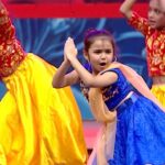 Vriddhi Vishal Instagram - Saami Saami💃💃 Behindwoods Goldmedals 2022 ❤️ Full video link in my bio ✌️ #behindwoods #goldmedals #southindian #film #filmawards #dance #dancelover #fangirl #alluarjun #vijay #tamil #telugu #telugusongs #kochi #indian #cinema #babyartist #stage #artist #instagram #instreels #reels #viralvideos