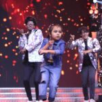 Vriddhi Vishal Instagram - Dance 💃💃💃❤️❤️❤️ Outfit @swathi__ramakrishnan Show @jfwdigital #jfwachieversawards2022 #dancelover #childartist ##awards Chennai, India
