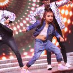 Vriddhi Vishal Instagram - Dance 💃💃💃❤️❤️❤️ Outfit @swathi__ramakrishnan Show @jfwdigital #jfwachieversawards2022 #dancelover #childartist ##awards Chennai, India