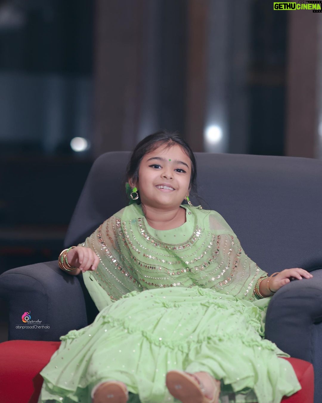 Vriddhi Vishal Instagram - ❤️❤️❤️ 📷 @abinprasad_cherthala #cinema #artist #childartist #happy #award #socialmedia #junior #influencer #award #awardwinning #malayalam #tamil #film #adfilms #kochi #kerala360 #dance #dancelover #viral #viralpost Le Méridien Kochi
