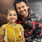 Vriddhi Vishal Instagram - After one year meet ma sreekanth uncle ❤️❤️❤️ New malayalam movie ❤️🥰 #movies #malayalam #tamil #cinema #childartist #babyartist #wayanad #love #malayalamcinema #vriddhi