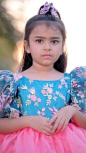 Vriddhi Vishal Instagram - Thank u 😃 🎥 @adk_karthik Di @sakthi__sharan__balan__ Location @bettermaxstudio Outfit @the_hooray_handmade_apparels #fashion #video #reelsinstagram #instagram #instareels #tamil #vijay #fangirl #chennai #actress #childartist #vriddhivishal