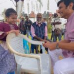 Vriddhi Vishal Instagram - Location funs ❤️❤️😃 @actorjiiva uncle’s special magic ❤️❤️❤️ 📷 @vishal_kannan03 #location #shooting #love #magic #special #timepass #superb #cinema