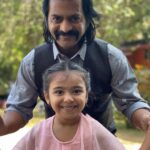 Vriddhi Vishal Instagram - ❤️❤️ @redin_kingsley ❤️❤️❤️ Shooting location 📷 @vishal_kannan03 #shooting #location #tamil #movie #sundarc #cinema #babyartist