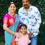 Vriddhi Vishal Instagram - ❤️❤️❤️ sundar sir & @khushsundar mam 😍😍😍😍 📷 @stills_sarathy uncle ❤️❤️❤️ #ootty #shooting #director #producer #location #tamil #newmovie #love #acting #babyartist