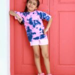 Vriddhi Vishal Instagram - Cotton Candy Love 🍭 Thank you @mydesignationofficial for the Tie-Dye Tee! ❤️ #mydesignationofficial #tiedye #tieanddye #mydesignation #babyartist #tshirt #artistsoninstagram #instagood #collaboration # Kochi, India