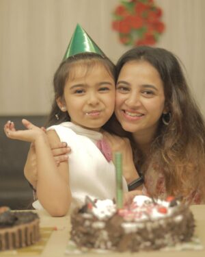 Vriddhi Vishal Instagram - Thank u @actorjai uncle ❤️❤️❤️

Ma b day party 🥰🥰🥰

Unexpected ❤️❤️❤️

Clicked by @adk_karthik 

Location @copperkitchenrestaurant 

#bday #wishes #love #chennai #cinema