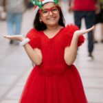 Vriddhi Vishal Instagram - Merry Christmas all ❤️❤️🎅🎄🌲 📸 @wedding.3 #merrychristmas #vriddhivishal #christmas #childartist #photoshoot #xmasphotoshoot #❤️